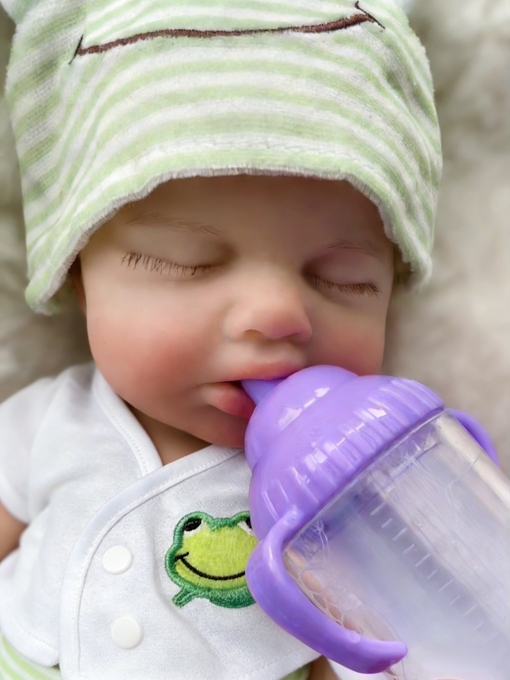 Reborn Baby Doll Silicone Realistic - OtardDolls Loulou는 입을 열 수 있습니다.
